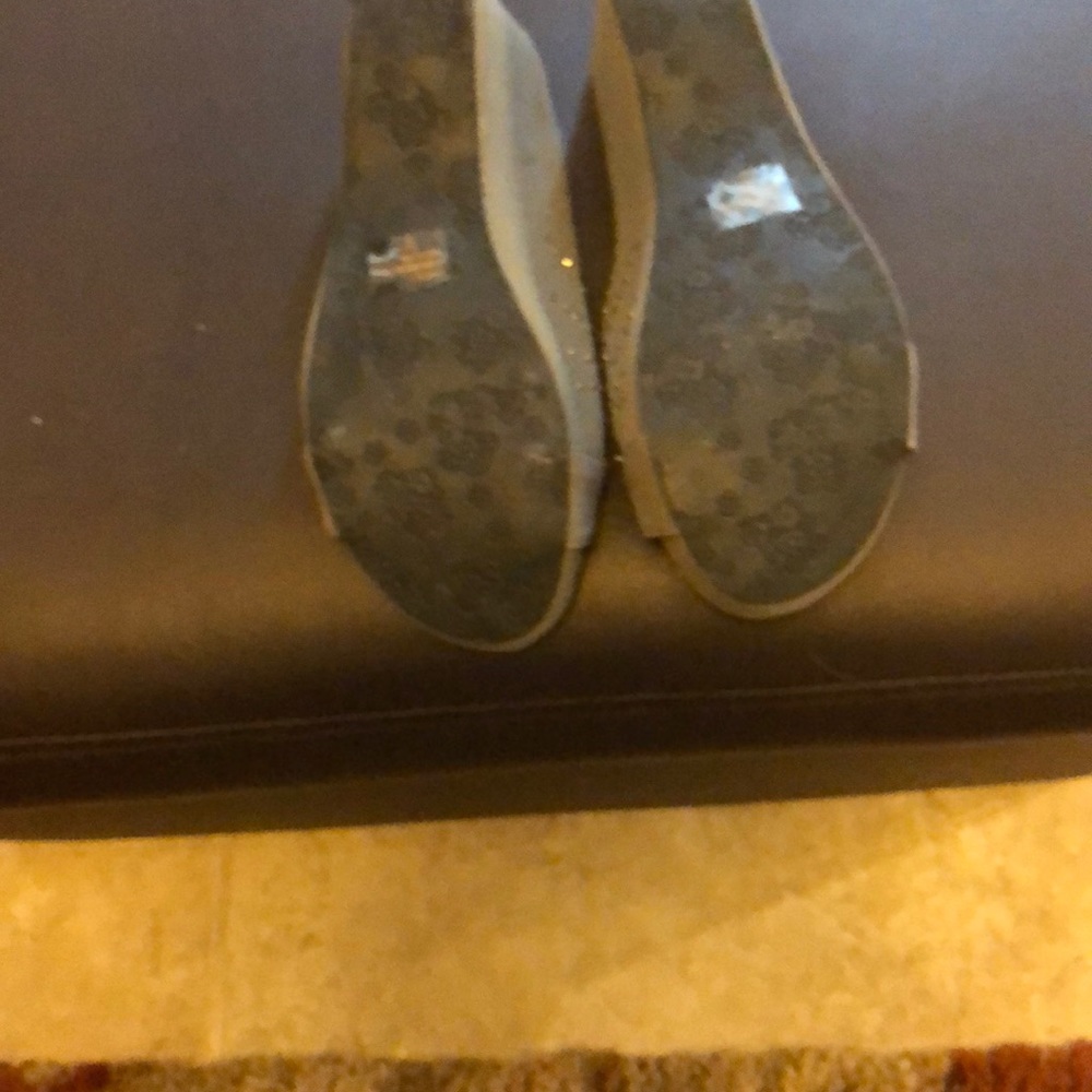 Sandals - Picture 5 of 5